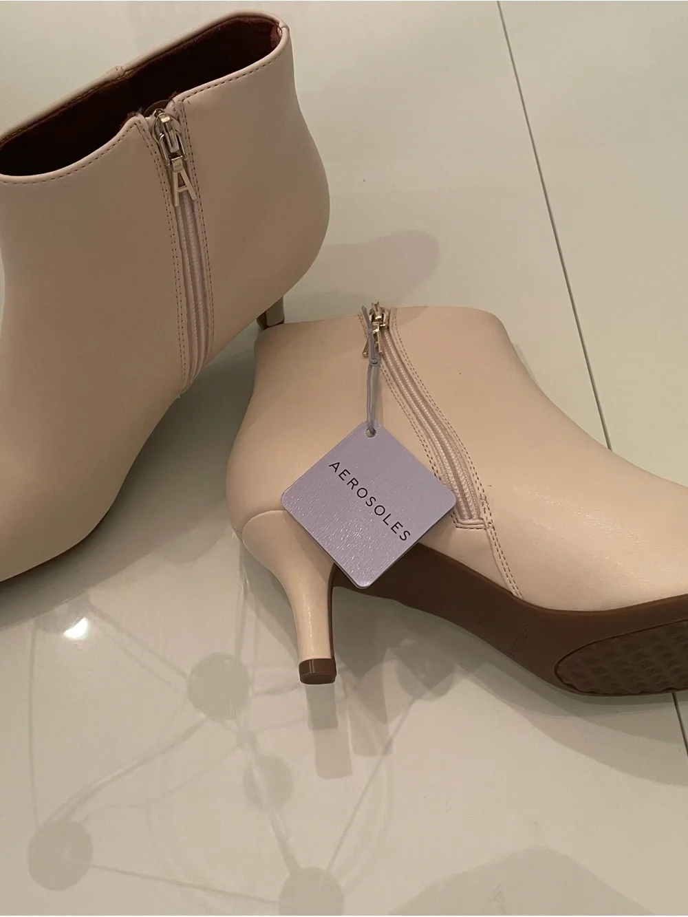 AEROSOLES Cream Side-Zip Kitten Heel Ankle Booties
